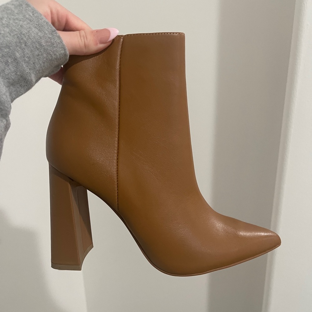 Steve Madden Brown Ankle Boots